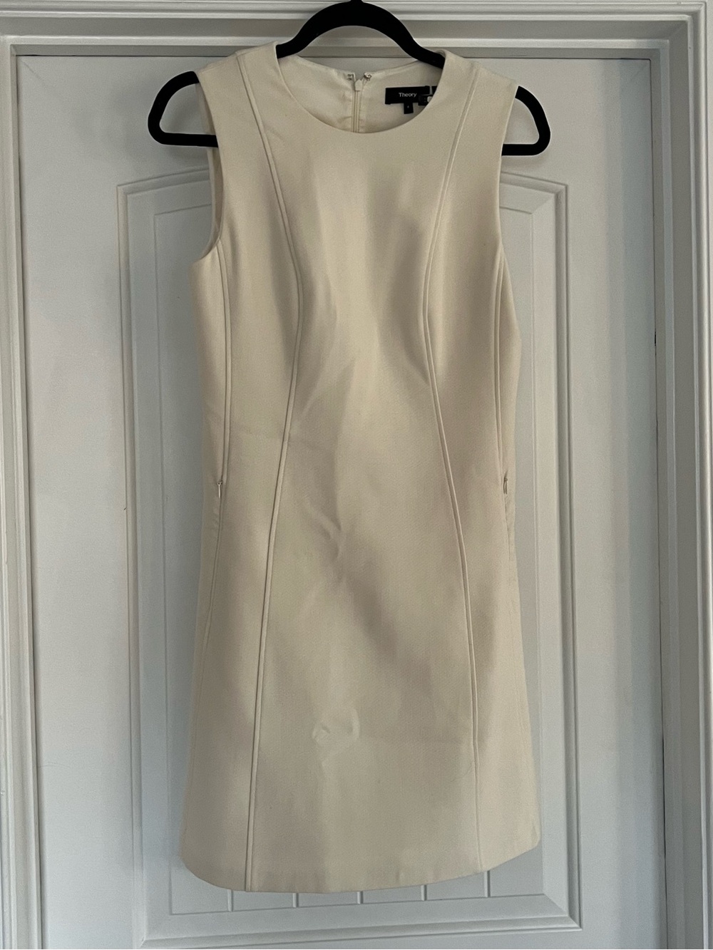 Theory ivory cream shift dress with side pockets size 4 workwear office